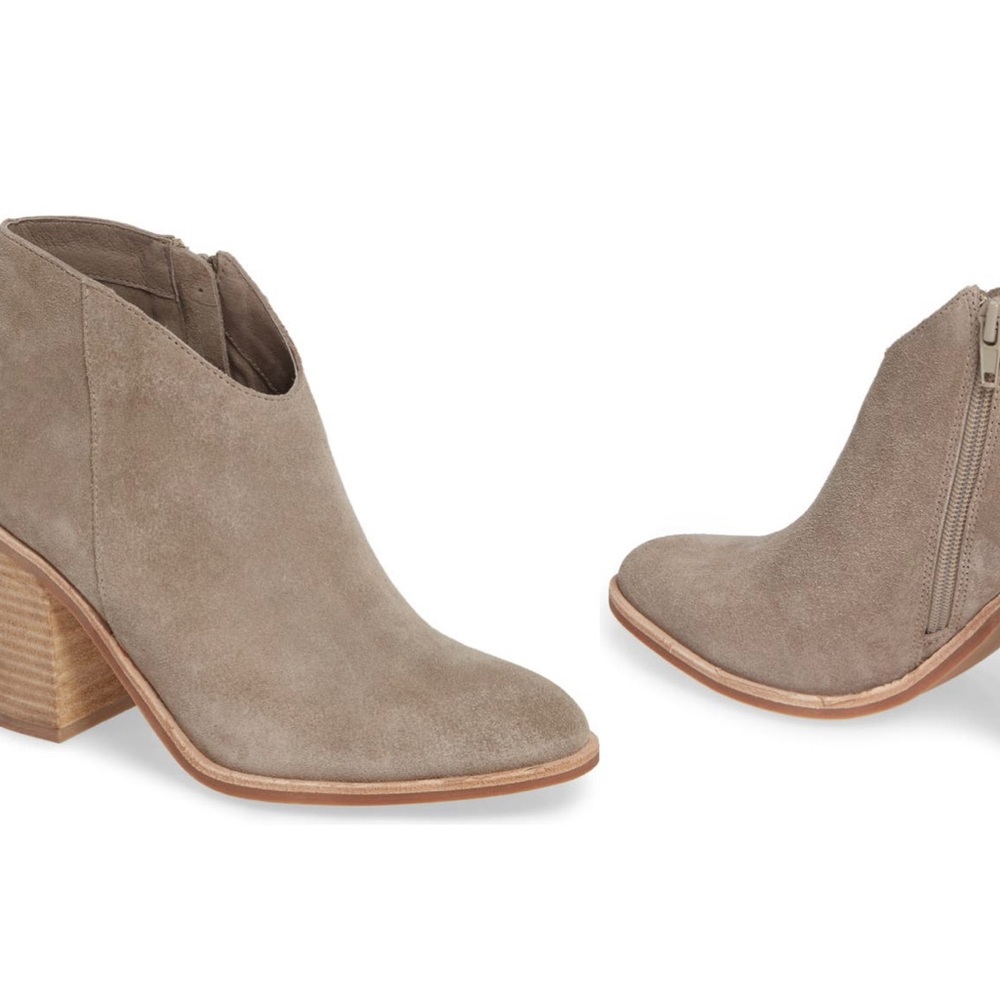 Jeffrey Campbell ankle boots. Size 9